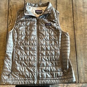 Patagonia lightweight vest
